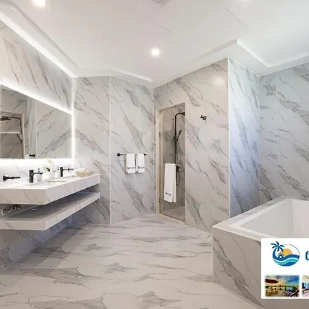 Beachfront Luxury Villa 5 Bedroom And 1 Maids Room, Private Pool And Direct Beach Access, Villa Palm Jumeirah Dubai Exterior foto
